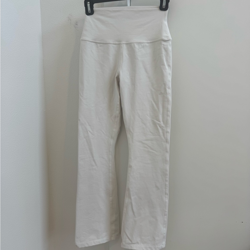 ALO ivory leggings